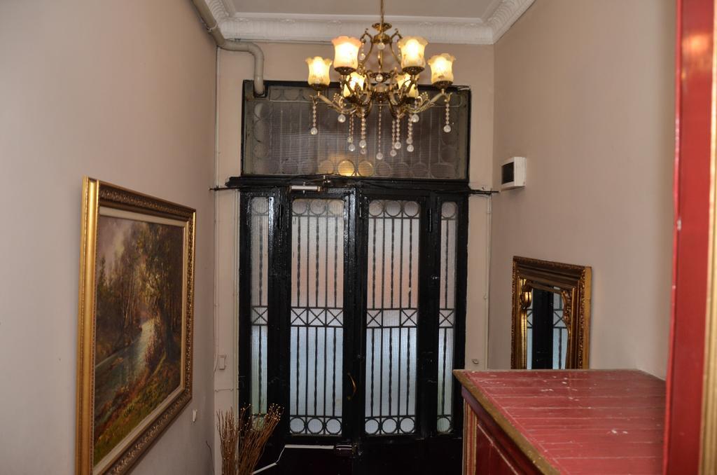 Omer Hayyam Suites Istanbul Exterior photo