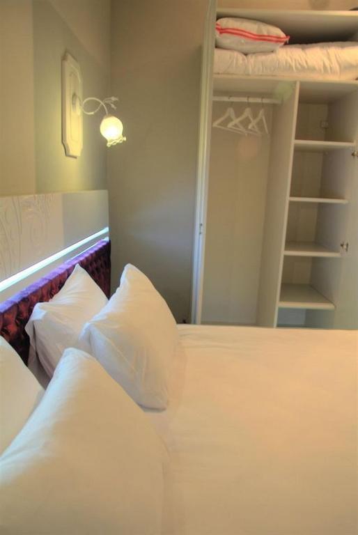 Omer Hayyam Suites Istanbul Room photo